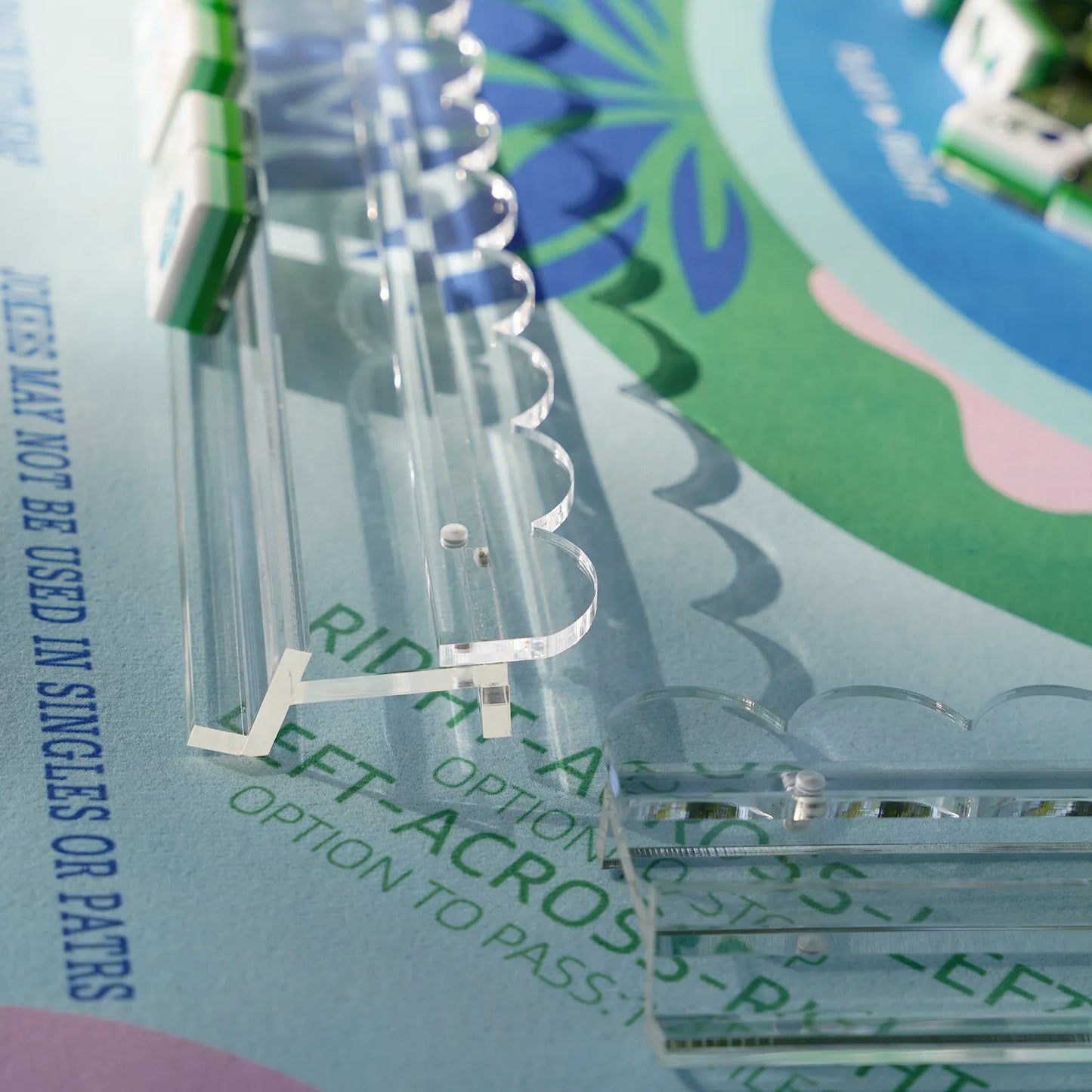20" Scalloped Clear Mahjong Racks